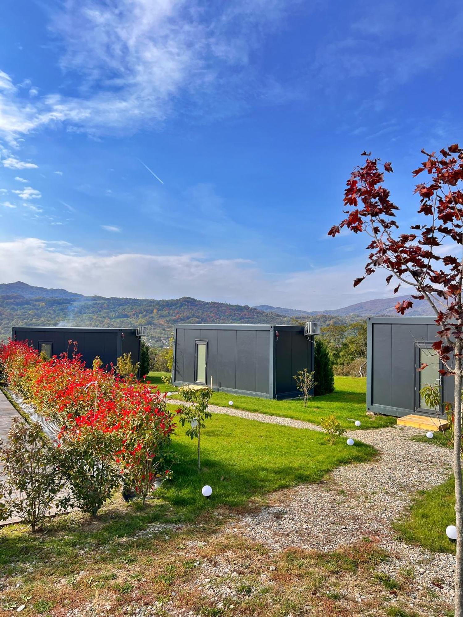 ホテル Flandra Glamping コルベニ エクステリア 写真