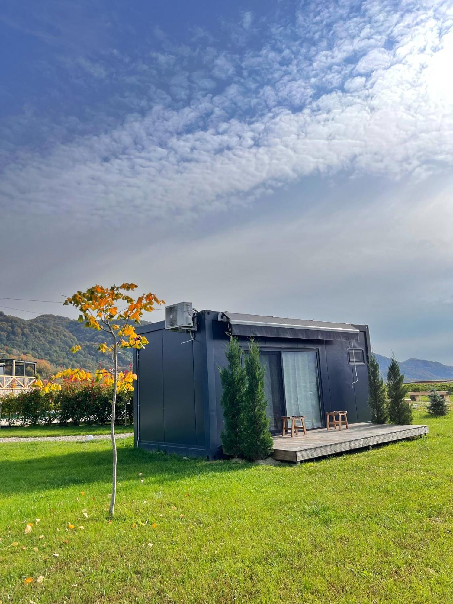 ホテル Flandra Glamping コルベニ エクステリア 写真