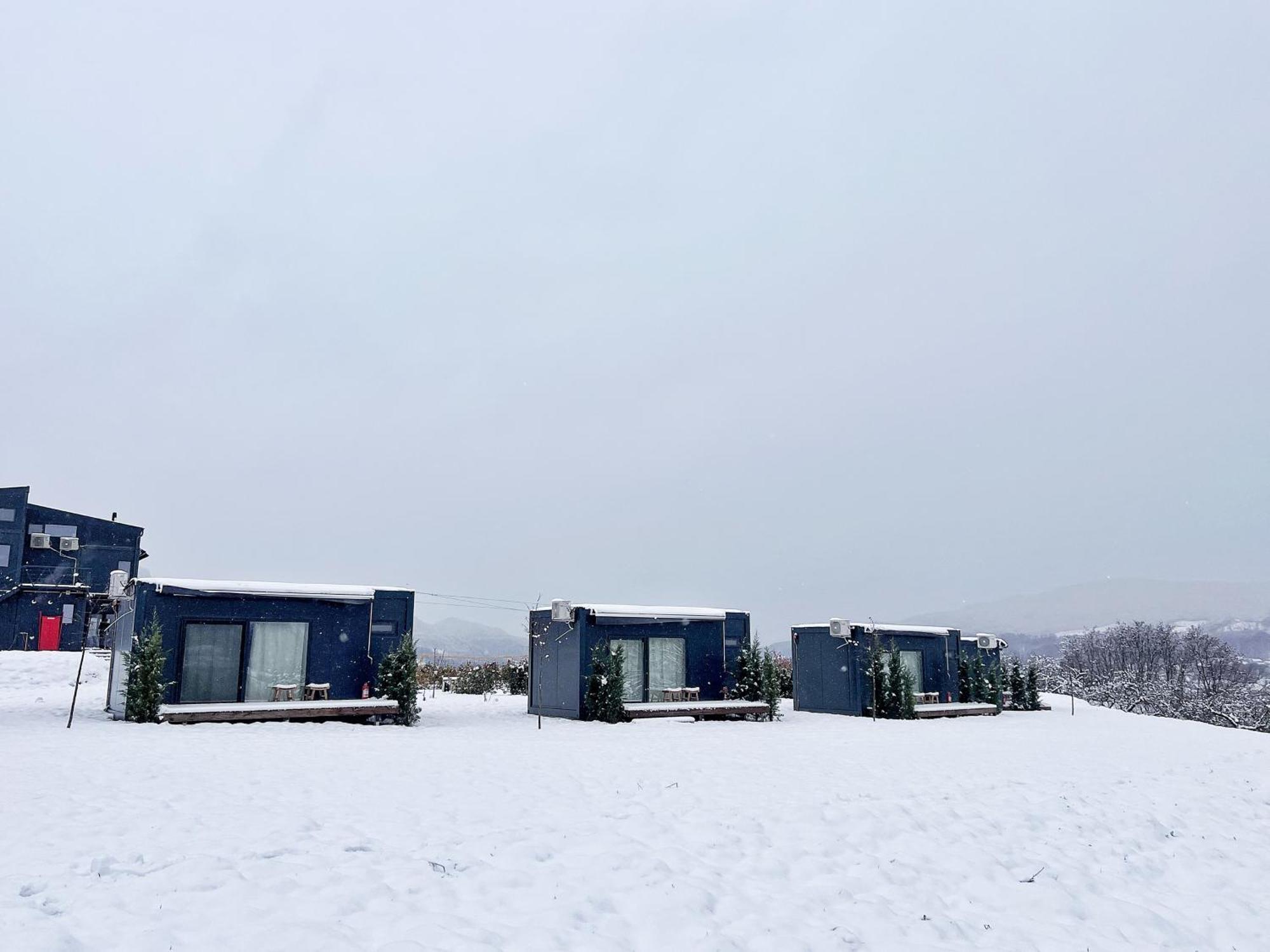 ホテル Flandra Glamping コルベニ エクステリア 写真
