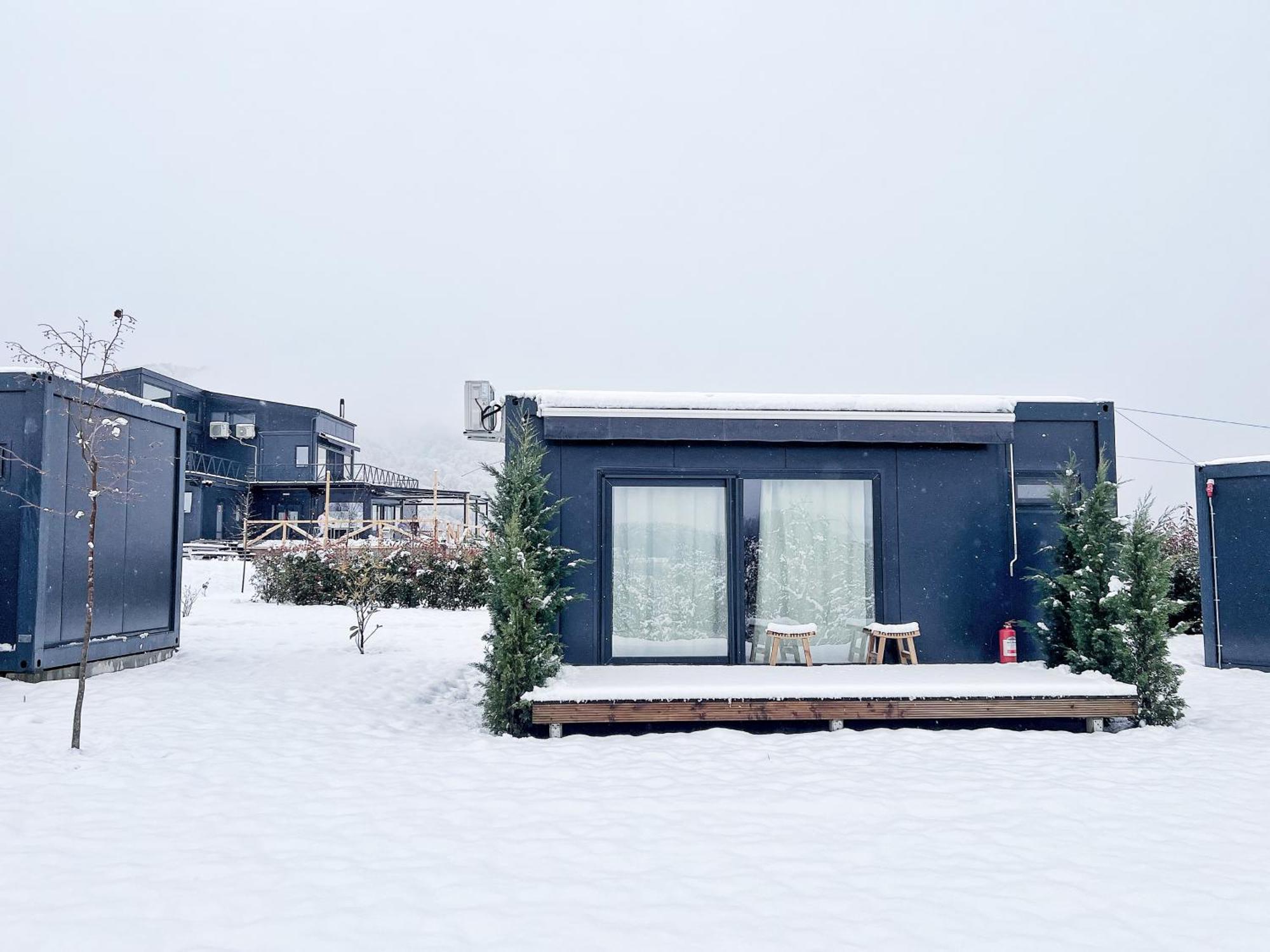 ホテル Flandra Glamping コルベニ エクステリア 写真